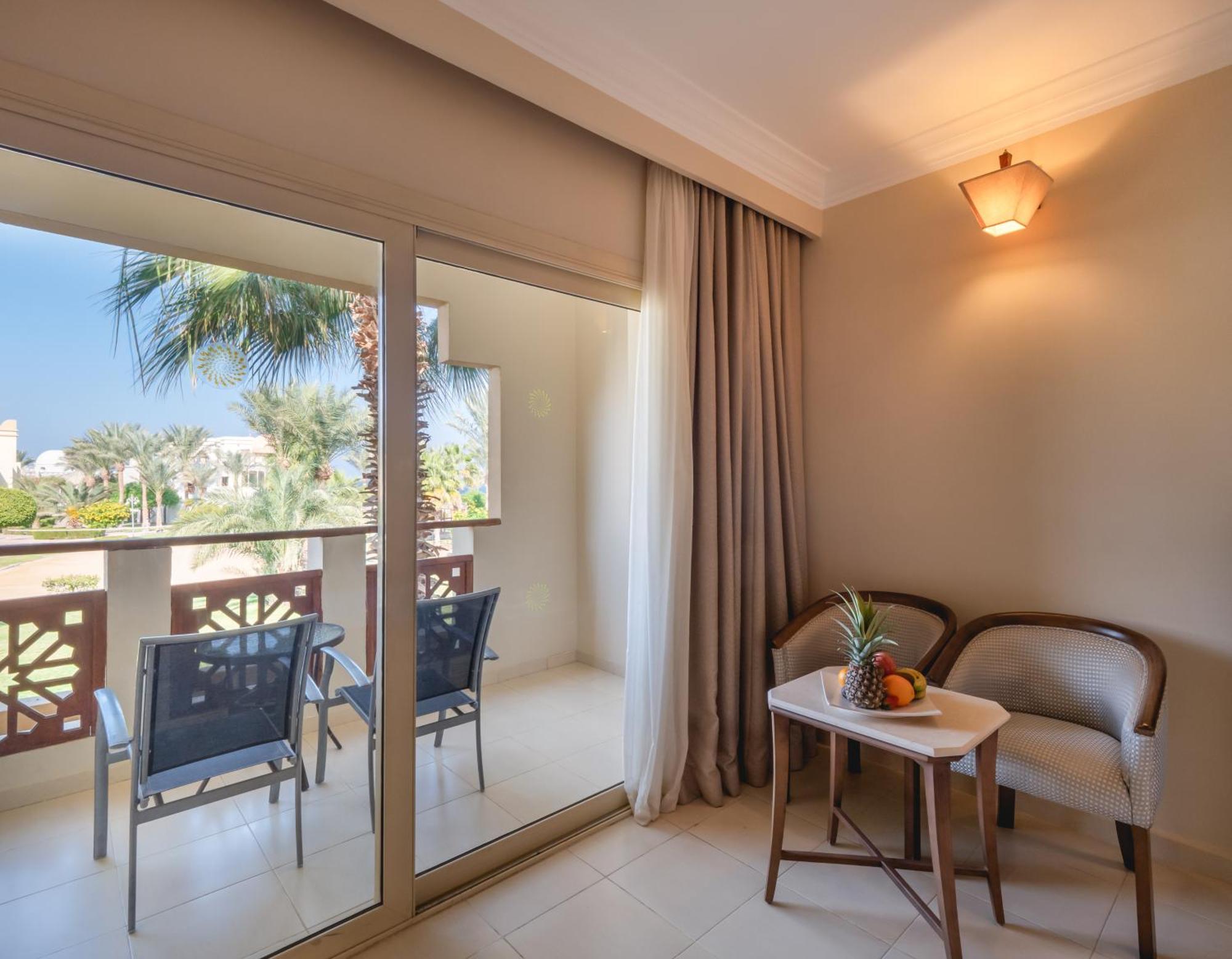 Serenity Alpha Beach - Ex Serenity Makadi Beach Værelse billede A room at the hotel